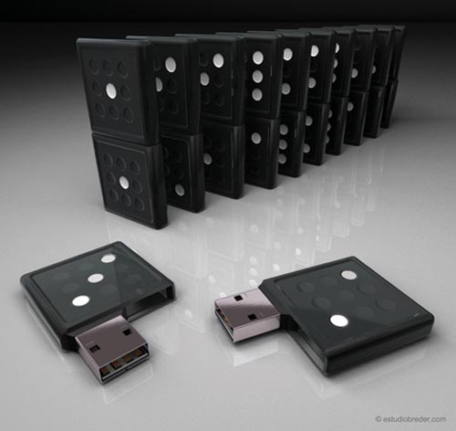 domino_thumb_drive.jpg