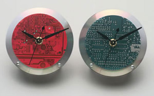 motherboard_clock.jpg