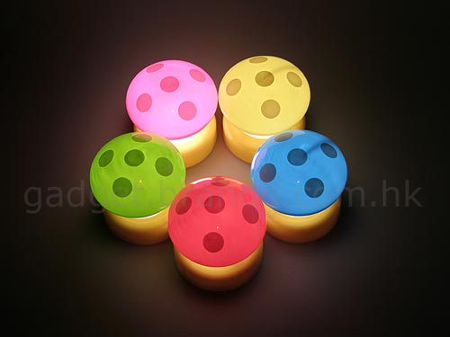 Geeky Gadgets - Mini Mario Inspired Mushroom Lamps
