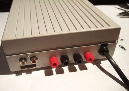 Apple floppy drive amplifier
