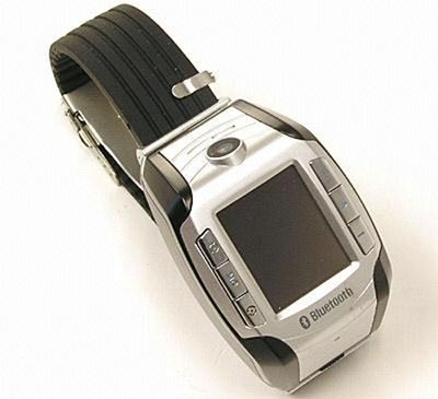 Geeky Gadgets - Cellphone Watch with Camera and Bluetooth