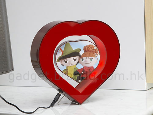 heart in heart floating photo frame