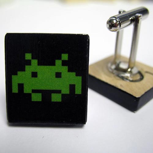 space_invader_cufflinks space invader cufflinks