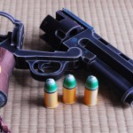Papercraft Hellboy Revolver