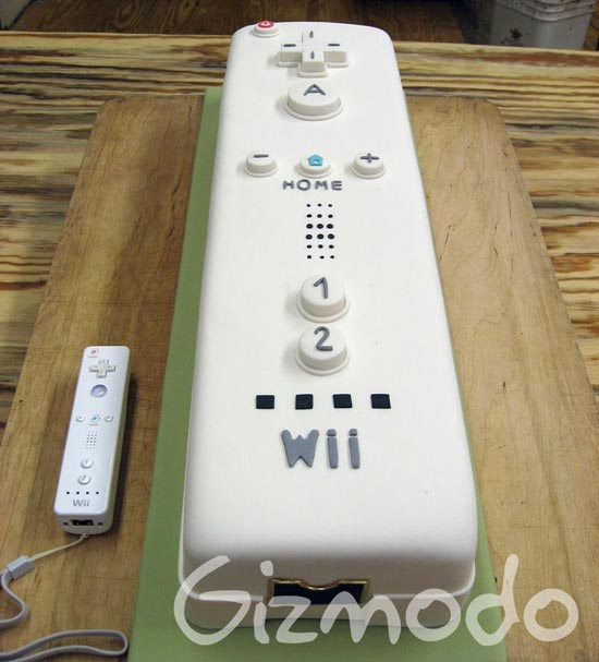 giant wiimote cake