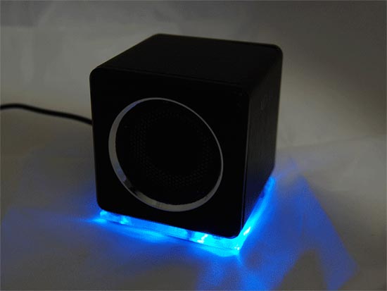 moody-light-speaker2 Moody Light Multimedia Speaker