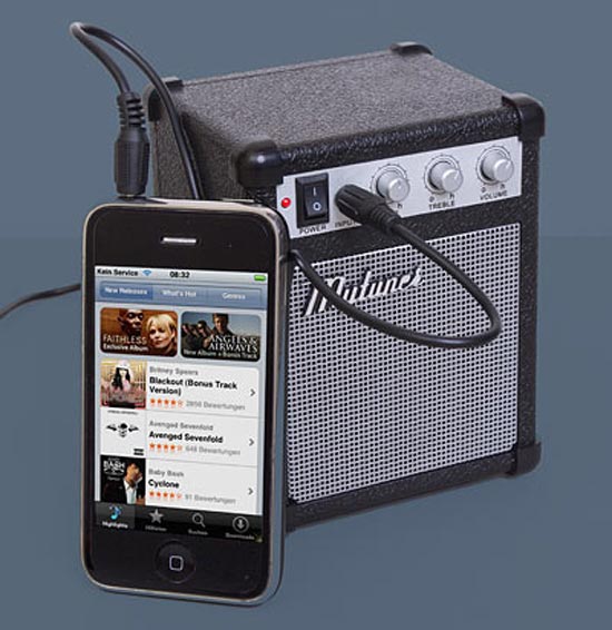 mp3-speaker-amp_1 Mini Retro MP3 Speaker Amp