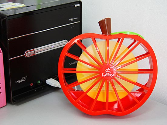 usb-apple-fan_3 USB Apple Fan