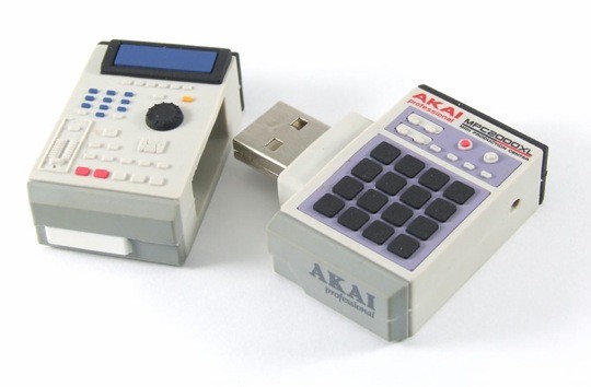 usb-drive_1 Mini Sampler and Drum Machine USB Flash Drives