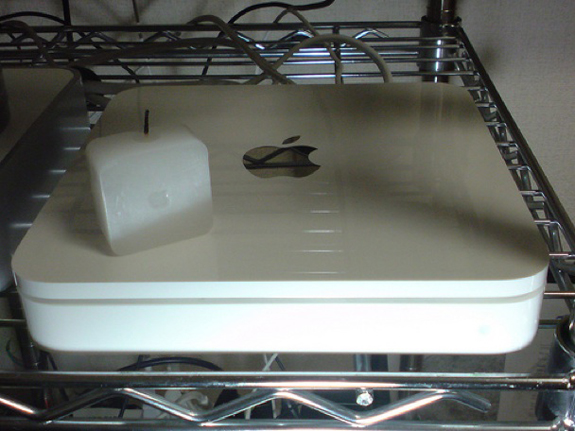 Apple Time Capsule Candle