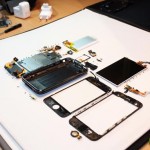 iPhone 3GS Taken Apart
