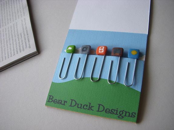 iPhone Icon Paperclip Bookmarks