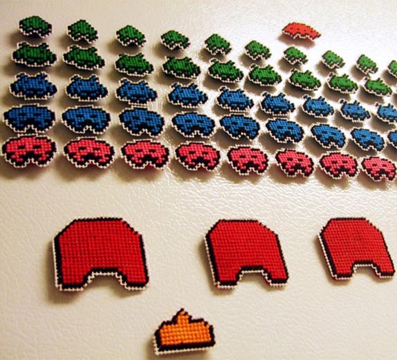 space-invaders-needlepoint-fridge-magnets_2 space-invaders-needlepoint-fridge-magnets_2