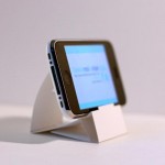 Paper iPhone Dock