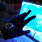 Peregrine Gaming Glove