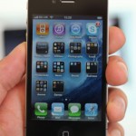 Apple Responds To iPhone 4 Reception Issues