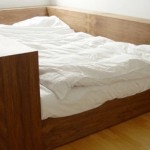 Chinese Man Builds Earthquake-Proof Bed