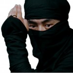 Ninja Attacks Apple Store, Then Disappears