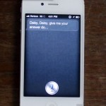 Siri Sings A Duet With Jonathan Mann (Video)