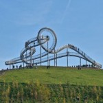 Crouching Tiger Rollercoaster Walkway Bends The Fabric Of Reality