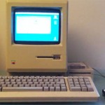 Siri Used To Email Vintage Mac 512k (video)