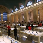 Apple Faithful Flock To Grand Central Opening (Video)