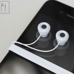 Ear Tentacles, Use Suction To Stop Your Headphone Cables Tangling