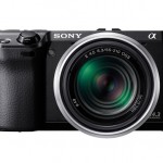 Sony NEX-7 Gets Unboxed (Video)
