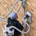 Scale Walls With Suction Gloves And Vacuum Backpack (video)