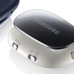 Samsung S Pebble Music Player Finally Launches
