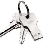 LaCie PetiteKey USB 32GB Flash Drive