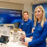 Samsung Launches A New Mobile Store In Paris