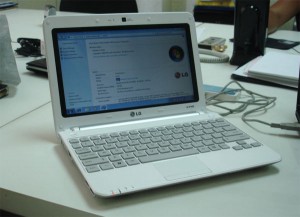 LG X140 Netbook