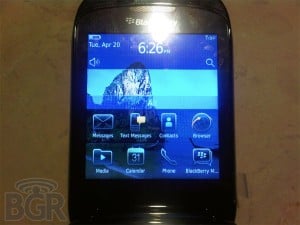 BlackBerry 9670 CDMA Clamshell Mobile Phone