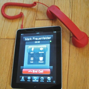 Moshi Moshi 01H Turns Your iPad Into An iPhone