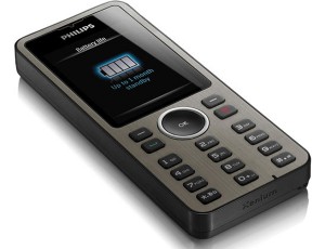 Philips Xenium X312 Mobile Phone Features One Month Battery Life
