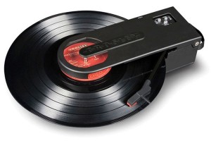 Portable Crosley CR6002A Record Player