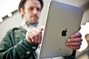 Apple Acknowleges iPad WiFi Problems