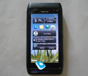 Nokia N8 Gets Reviewed