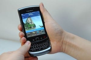More Photos Of The BlackBerry 9800 Slider Appear
