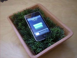 DIY: Make Your Own USB Grass Charging Valet