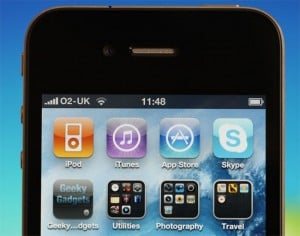 Will Apple's iPhone 4 Reception Issues Fix Solve The Problem
