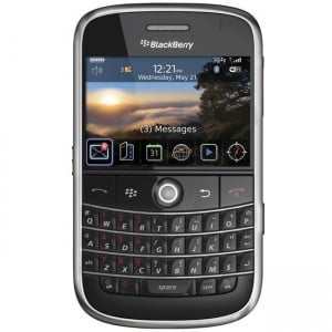 Saudi Arabia Lets BlackBerry Messenger Services Continue
