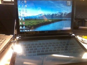 Acer Dual Screen Notebook Leaked (Photos)