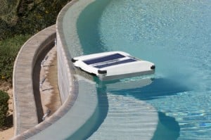Solar-Breeze Pool Cleaner