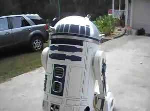 Awesome R2-D2 That You Can Drive From Inside (Video)