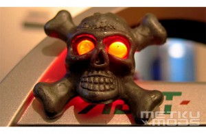 hard drive activity skull