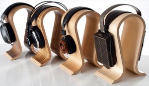 omega headphone stand