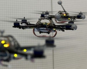 Quadrocopter Ball Juggling (Video)