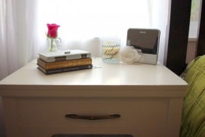 Book iPhone Dock